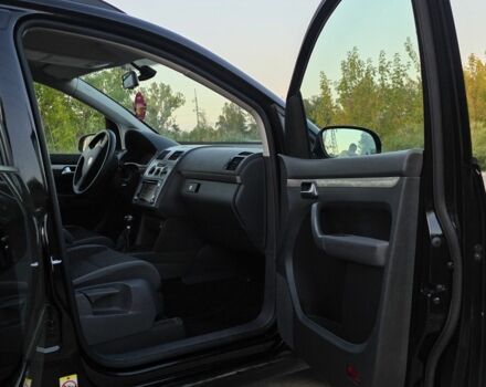 Черный Фольксваген Туран, объемом двигателя 1.4 л и пробегом 200 тыс. км за 6900 $, фото 11 на Automoto.ua