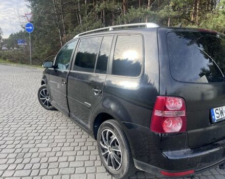 Черный Фольксваген Туран, объемом двигателя 0 л и пробегом 354 тыс. км за 3750 $, фото 3 на Automoto.ua