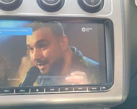 Черный Фольксваген Туран, объемом двигателя 1.97 л и пробегом 248 тыс. км за 8300 $, фото 14 на Automoto.ua