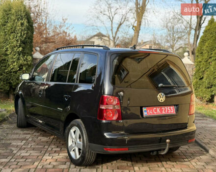 Чорний Фольксваген Туран, об'ємом двигуна 1.4 л та пробігом 148 тис. км за 5999 $, фото 19 на Automoto.ua