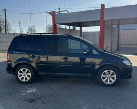 Черный Фольксваген Туран, объемом двигателя 1.9 л и пробегом 353 тыс. км за 6699 $, фото 13 на Automoto.ua