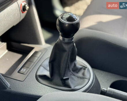 Чорний Фольксваген Туран, об'ємом двигуна 1.4 л та пробігом 220 тис. км за 8350 $, фото 39 на Automoto.ua