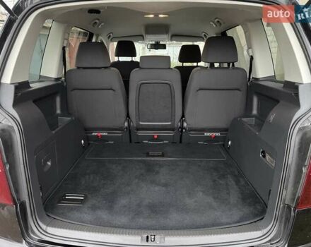 Черный Фольксваген Туран, объемом двигателя 1.4 л и пробегом 194 тыс. км за 6555 $, фото 194 на Automoto.ua