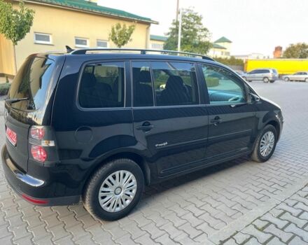 Черный Фольксваген Туран, объемом двигателя 1.6 л и пробегом 240 тыс. км за 8100 $, фото 11 на Automoto.ua