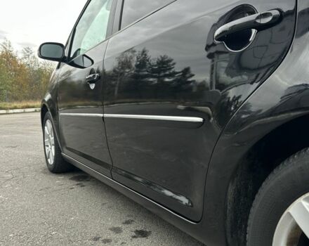 Чорний Фольксваген Туран, об'ємом двигуна 0 л та пробігом 321 тис. км за 3884 $, фото 3 на Automoto.ua