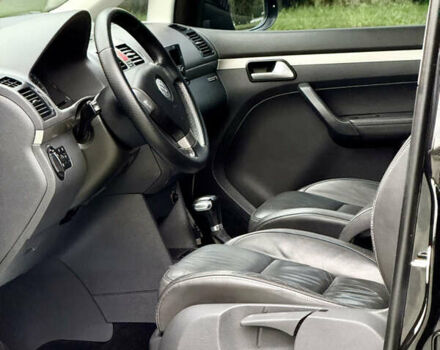 Чорний Фольксваген Туран, об'ємом двигуна 1.97 л та пробігом 279 тис. км за 8800 $, фото 21 на Automoto.ua