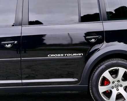 Чорний Фольксваген Туран, об'ємом двигуна 1.97 л та пробігом 279 тис. км за 8800 $, фото 82 на Automoto.ua