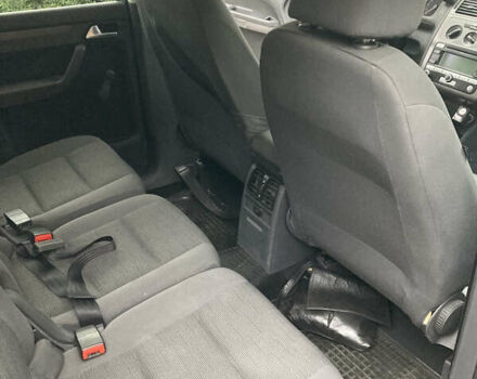 Чорний Фольксваген Туран, об'ємом двигуна 1.39 л та пробігом 195 тис. км за 7100 $, фото 10 на Automoto.ua