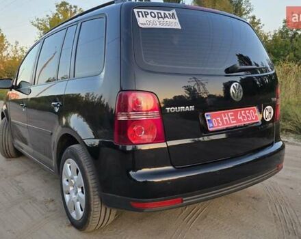 Черный Фольксваген Туран, объемом двигателя 1.4 л и пробегом 194 тыс. км за 7600 $, фото 9 на Automoto.ua