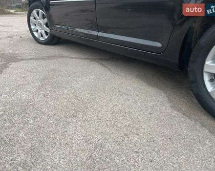 Черный Фольксваген Туран, объемом двигателя 1.4 л и пробегом 194 тыс. км за 6555 $, фото 34 на Automoto.ua