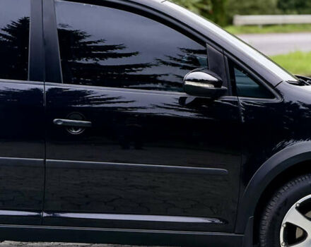 Чорний Фольксваген Туран, об'ємом двигуна 1.97 л та пробігом 279 тис. км за 8800 $, фото 66 на Automoto.ua