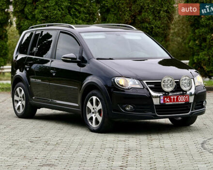 Чорний Фольксваген Туран, об'ємом двигуна 1.97 л та пробігом 279 тис. км за 8800 $, фото 70 на Automoto.ua