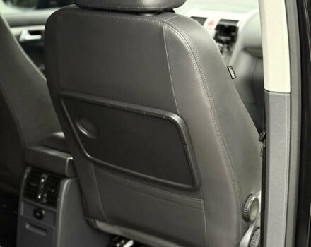 Чорний Фольксваген Туран, об'ємом двигуна 1.97 л та пробігом 279 тис. км за 8800 $, фото 35 на Automoto.ua