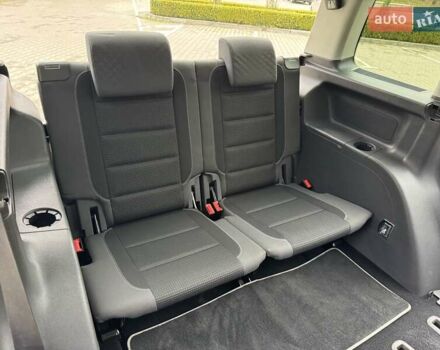 Чорний Фольксваген Туран, об'ємом двигуна 1.6 л та пробігом 147 тис. км за 8400 $, фото 44 на Automoto.ua