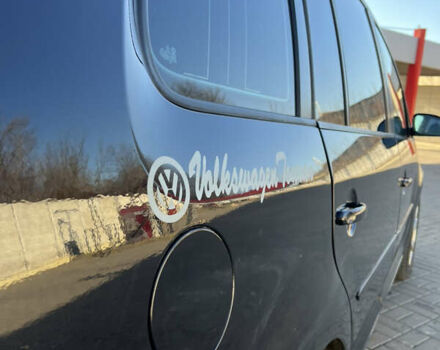 Черный Фольксваген Туран, объемом двигателя 1.9 л и пробегом 353 тыс. км за 6699 $, фото 23 на Automoto.ua