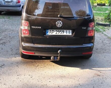 Черный Фольксваген Туран, объемом двигателя 1.9 л и пробегом 275 тыс. км за 8000 $, фото 3 на Automoto.ua