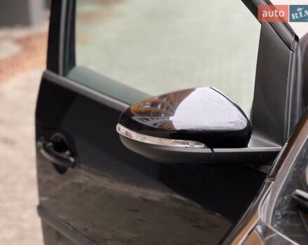 Черный Фольксваген Туран, объемом двигателя 1.6 л и пробегом 180 тыс. км за 8200 $, фото 51 на Automoto.ua