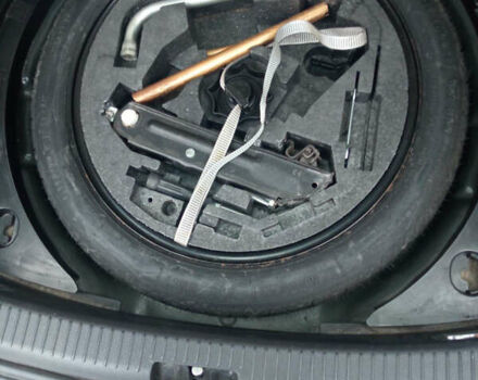 Чорний Фольксваген Туран, об'ємом двигуна 1.39 л та пробігом 195 тис. км за 7100 $, фото 15 на Automoto.ua