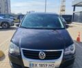 Черный Фольксваген Туран, объемом двигателя 1.9 л и пробегом 350 тыс. км за 8200 $, фото 1 на Automoto.ua