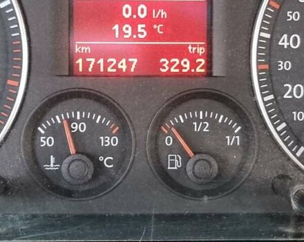 Чорний Фольксваген Туран, об'ємом двигуна 1.39 л та пробігом 170 тис. км за 7500 $, фото 4 на Automoto.ua