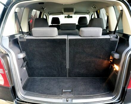 Чорний Фольксваген Туран, об'ємом двигуна 0 л та пробігом 194 тис. км за 6600 $, фото 10 на Automoto.ua