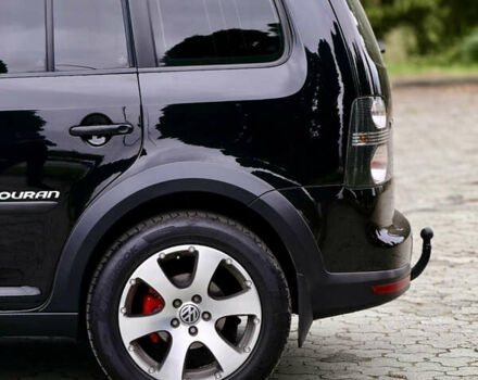 Чорний Фольксваген Туран, об'ємом двигуна 1.97 л та пробігом 279 тис. км за 8800 $, фото 83 на Automoto.ua