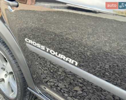 Чорний Фольксваген Туран, об'ємом двигуна 1.4 л та пробігом 220 тис. км за 8350 $, фото 15 на Automoto.ua