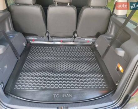 Черный Фольксваген Туран, объемом двигателя 1.97 л и пробегом 248 тыс. км за 8300 $, фото 16 на Automoto.ua