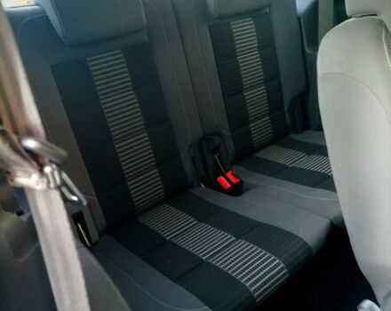 Чорний Фольксваген Туран, об'ємом двигуна 0 л та пробігом 194 тис. км за 6600 $, фото 9 на Automoto.ua