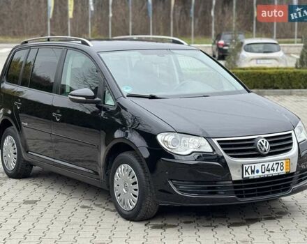 Чорний Фольксваген Туран, об'ємом двигуна 1.6 л та пробігом 147 тис. км за 8400 $, фото 14 на Automoto.ua