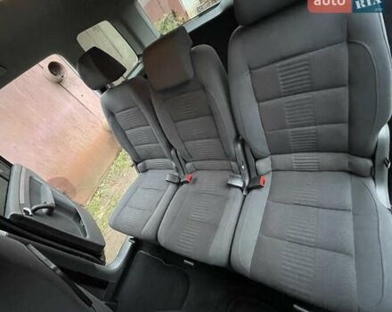 Черный Фольксваген Туран, объемом двигателя 1.4 л и пробегом 194 тыс. км за 6555 $, фото 132 на Automoto.ua