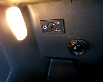 Чорний Фольксваген Туран, об'ємом двигуна 0 л та пробігом 194 тис. км за 6600 $, фото 17 на Automoto.ua