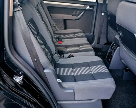 Чорний Фольксваген Туран, об'ємом двигуна 0 л та пробігом 194 тис. км за 6600 $, фото 11 на Automoto.ua