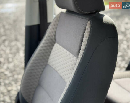 Чорний Фольксваген Туран, об'ємом двигуна 1.4 л та пробігом 220 тис. км за 8350 $, фото 23 на Automoto.ua