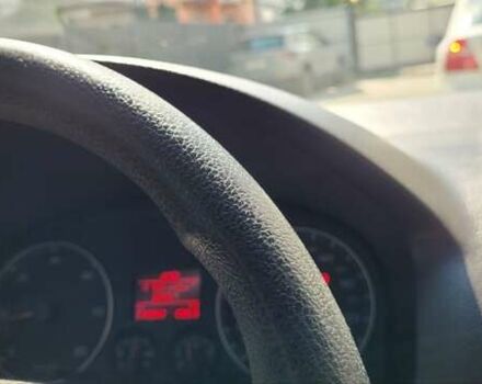 Черный Фольксваген Туран, объемом двигателя 1.97 л и пробегом 248 тыс. км за 8300 $, фото 27 на Automoto.ua