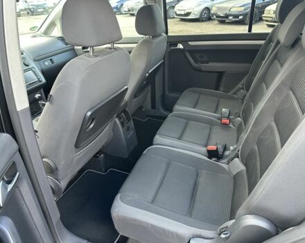 Черный Фольксваген Туран, объемом двигателя 1.4 л и пробегом 237 тыс. км за 6850 $, фото 8 на Automoto.ua