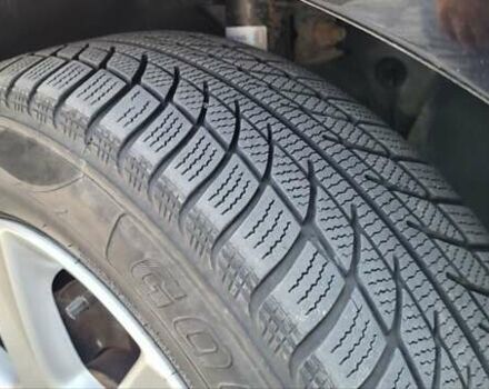 Черный Фольксваген Туран, объемом двигателя 1.97 л и пробегом 248 тыс. км за 8300 $, фото 17 на Automoto.ua