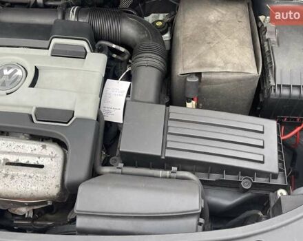 Черный Фольксваген Туран, объемом двигателя 1.4 л и пробегом 194 тыс. км за 6555 $, фото 163 на Automoto.ua