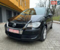 Черный Фольксваген Туран, объемом двигателя 1.6 л и пробегом 180 тыс. км за 8200 $, фото 8 на Automoto.ua