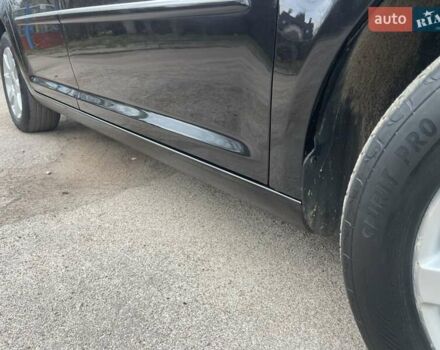 Черный Фольксваген Туран, объемом двигателя 1.4 л и пробегом 194 тыс. км за 6555 $, фото 82 на Automoto.ua