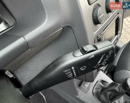 Чорний Фольксваген Туран, об'ємом двигуна 1.4 л та пробігом 190 тис. км за 6950 $, фото 31 на Automoto.ua