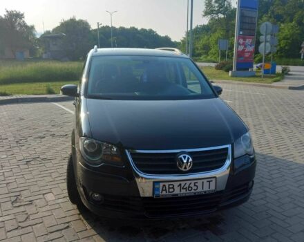 Черный Фольксваген Туран, объемом двигателя 1.9 л и пробегом 225 тыс. км за 7999 $, фото 12 на Automoto.ua