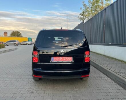 Черный Фольксваген Туран, объемом двигателя 1.6 л и пробегом 240 тыс. км за 8100 $, фото 8 на Automoto.ua