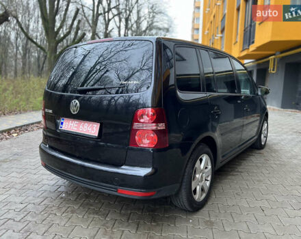 Черный Фольксваген Туран, объемом двигателя 1.6 л и пробегом 180 тыс. км за 8200 $, фото 18 на Automoto.ua