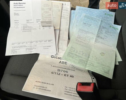 Черный Фольксваген Туран, объемом двигателя 1.6 л и пробегом 180 тыс. км за 8200 $, фото 52 на Automoto.ua