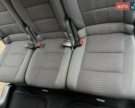 Черный Фольксваген Туран, объемом двигателя 1.4 л и пробегом 194 тыс. км за 6555 $, фото 130 на Automoto.ua