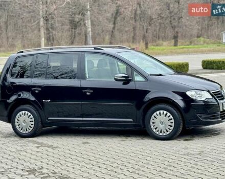 Чорний Фольксваген Туран, об'ємом двигуна 1.6 л та пробігом 147 тис. км за 8400 $, фото 13 на Automoto.ua