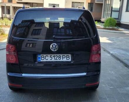 Черный Фольксваген Туран, объемом двигателя 1.97 л и пробегом 248 тыс. км за 8300 $, фото 3 на Automoto.ua