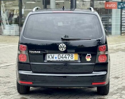 Чорний Фольксваген Туран, об'ємом двигуна 1.6 л та пробігом 147 тис. км за 8400 $, фото 12 на Automoto.ua