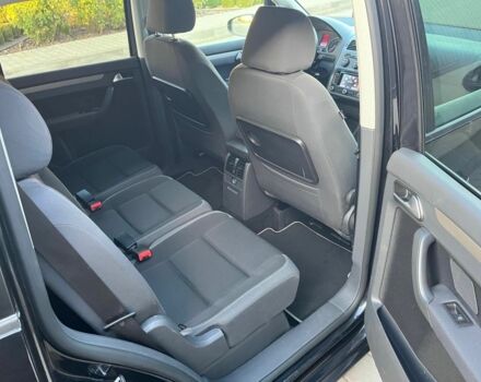 Черный Фольксваген Туран, объемом двигателя 1.6 л и пробегом 240 тыс. км за 8100 $, фото 19 на Automoto.ua